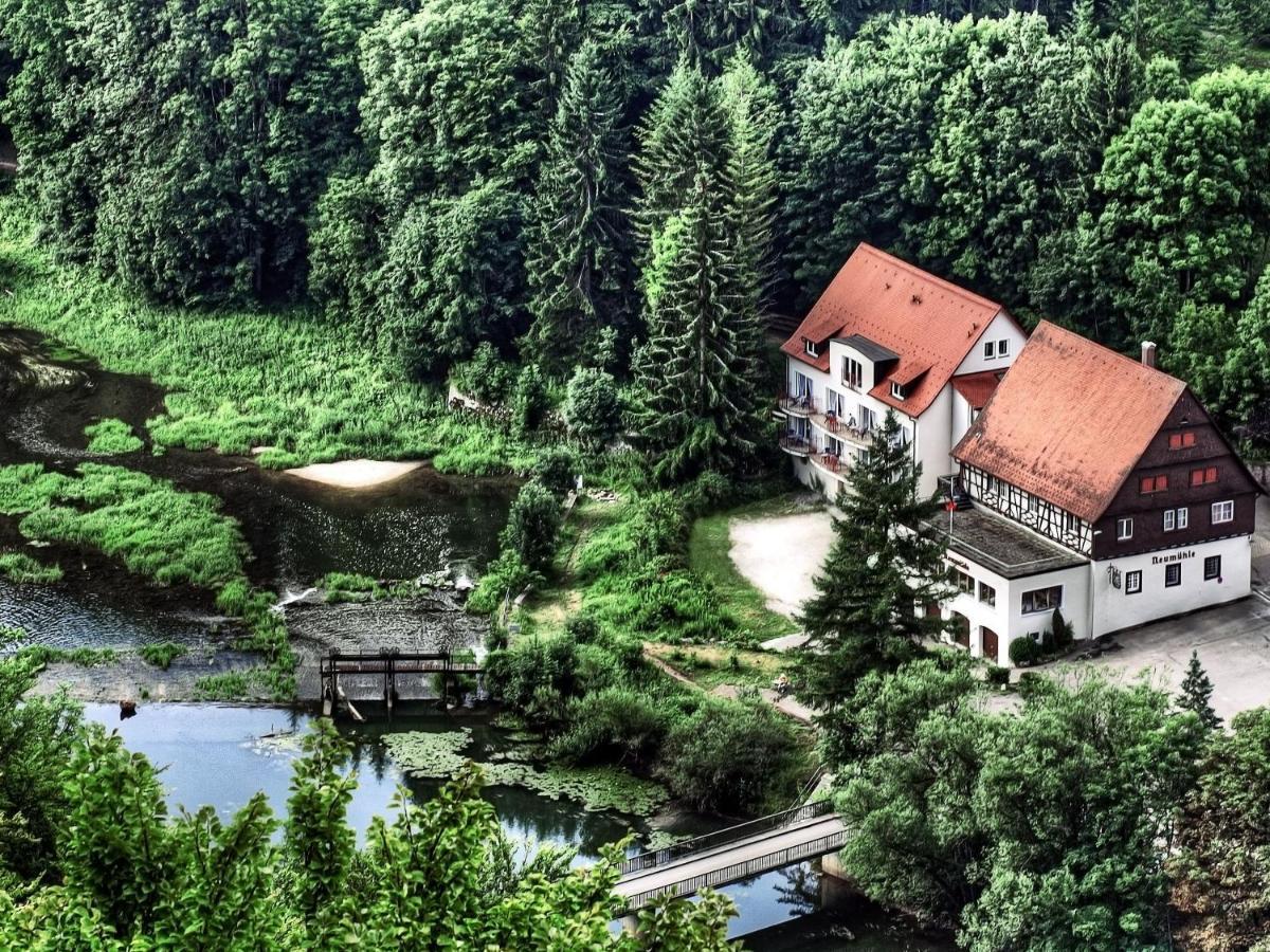 Hotel-Gasthof Neumuehle Kreenheinstetten Εξωτερικό φωτογραφία